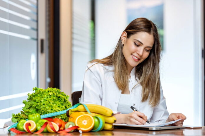 What To Expect When Getting Your Online Clinical Nutrition Degree