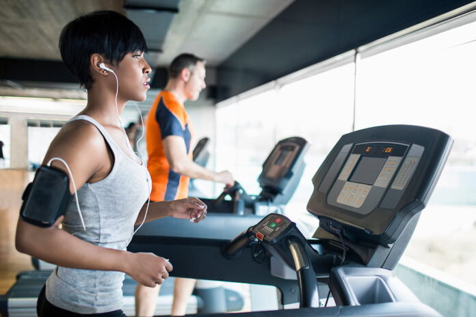 How To Use The Awesome Features of a Treadmill to Get Your Dream Body