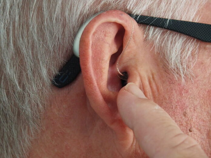 Factors to Consider When Finding the Best Hearing Aid Expert