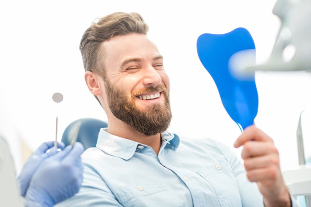 A Complete Guide to Replacing a Missing Front Tooth