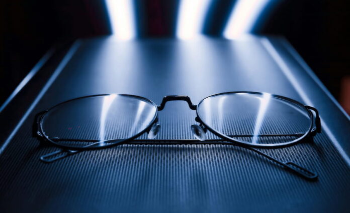 Benefits of Blue Light Blocking Glasses