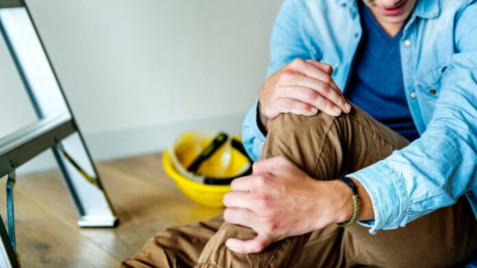 Reporting a Work Injury What Deadlines You Need to Know (1) Reporting a Work Injury: What Deadlines You Need to Know